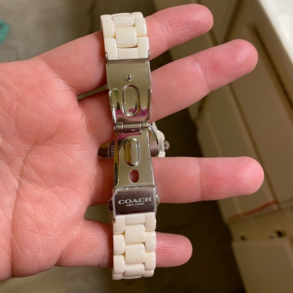 Coach Watch - Picture 7 of 8